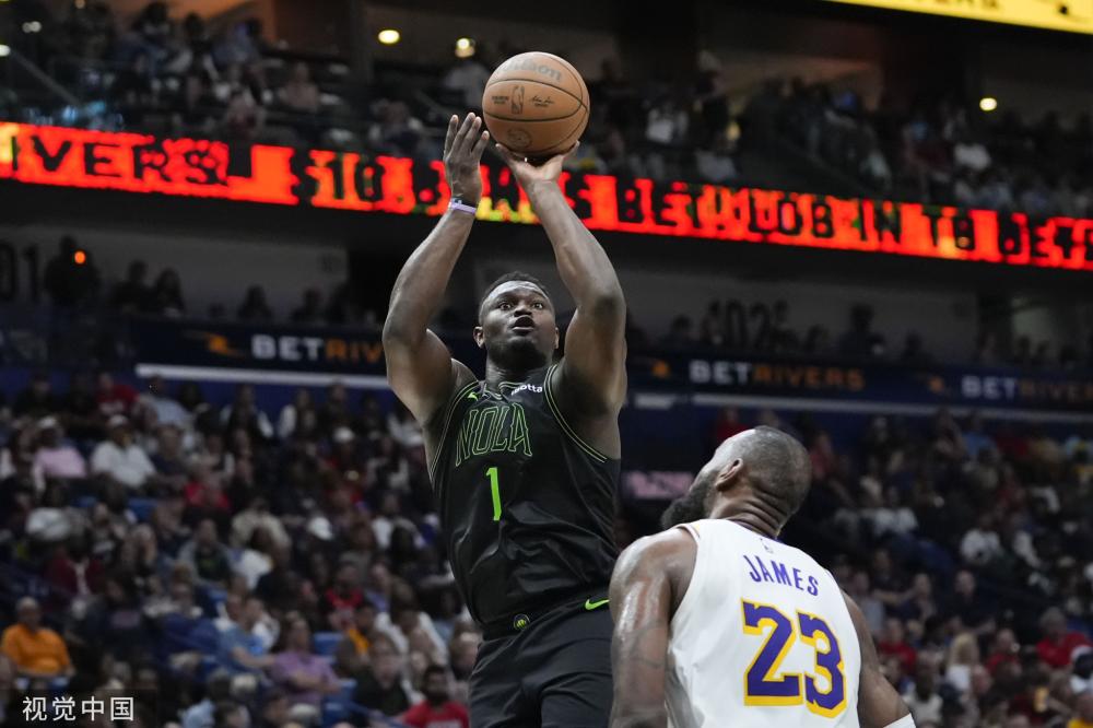 她并未立刻 她并未立刻