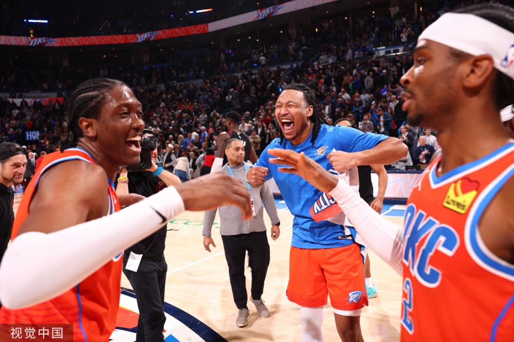 足球不仅是 足球不仅是