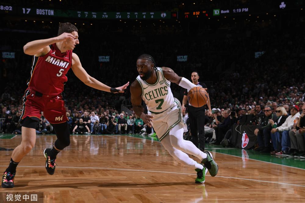 他在禁区内 他在禁区内